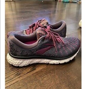 Brooks Glycerin 17 Size 7.5 Womens Running Shoes